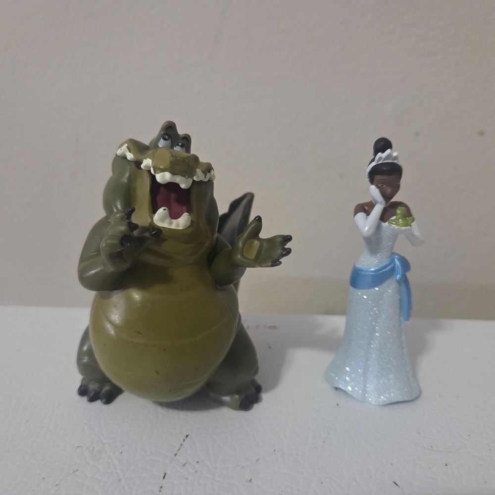 Disney Princess And The Frog Figurine Set Of 7 - Picture 3 of 5